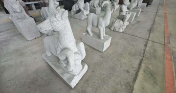 包头芝麻白雕刻 十二生肖 异形雕刻