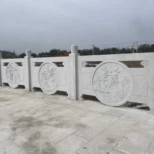 包头芝麻白河道栏杆 石材栏杆
