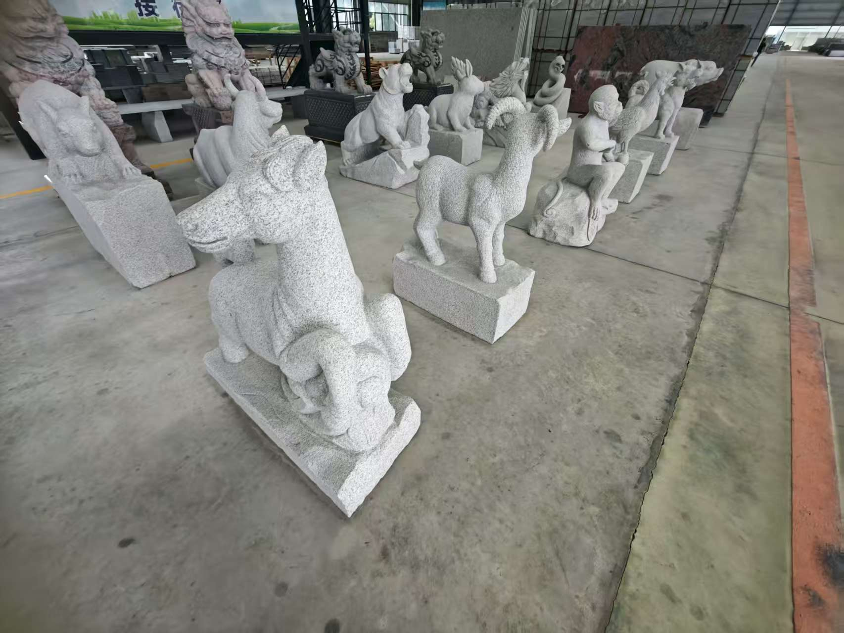 包头芝麻白雕刻 十二生肖 异形雕刻