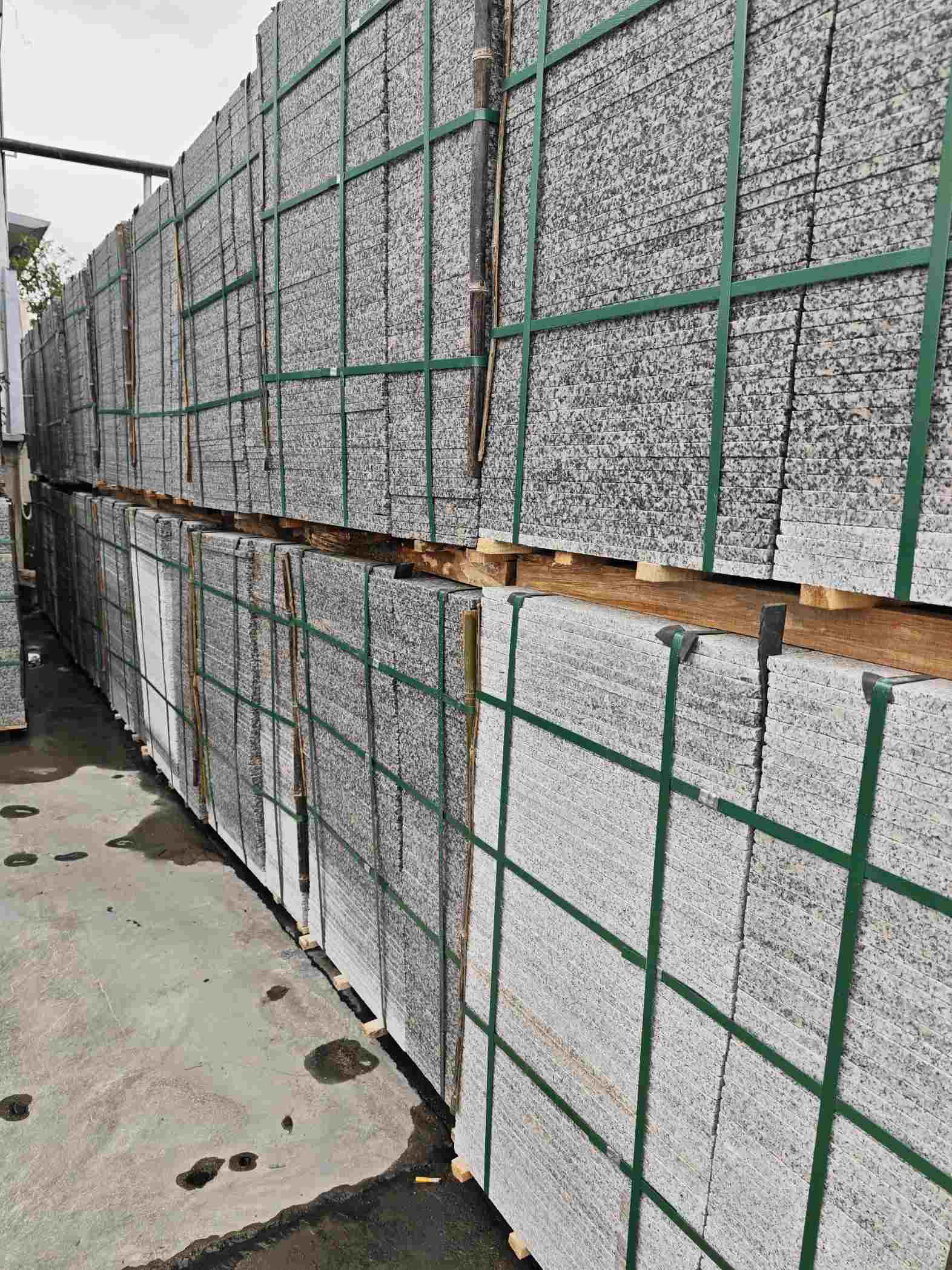 包头芙蓉白地铺石，石材地铺石