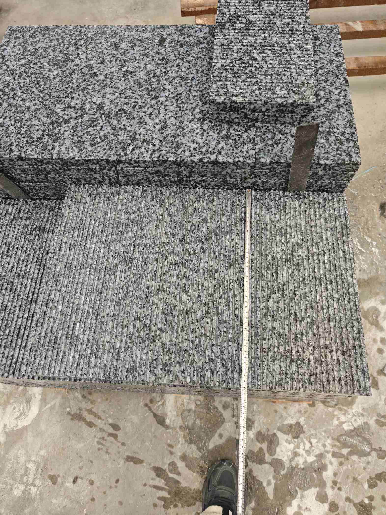 包头芝麻黑拉丝面