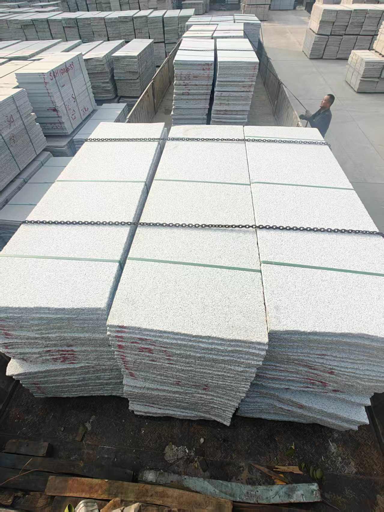 包头芝麻白毛板，石材毛板