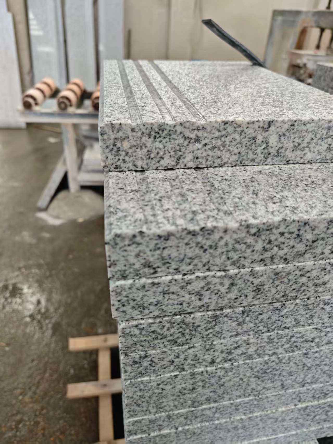 包头芝麻白楼梯踏步